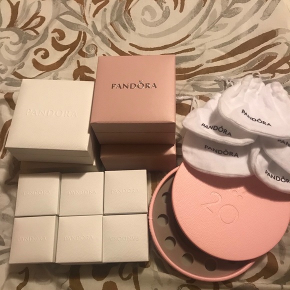 I sell small Pandora boxes and large ones - Picture 3 of 4